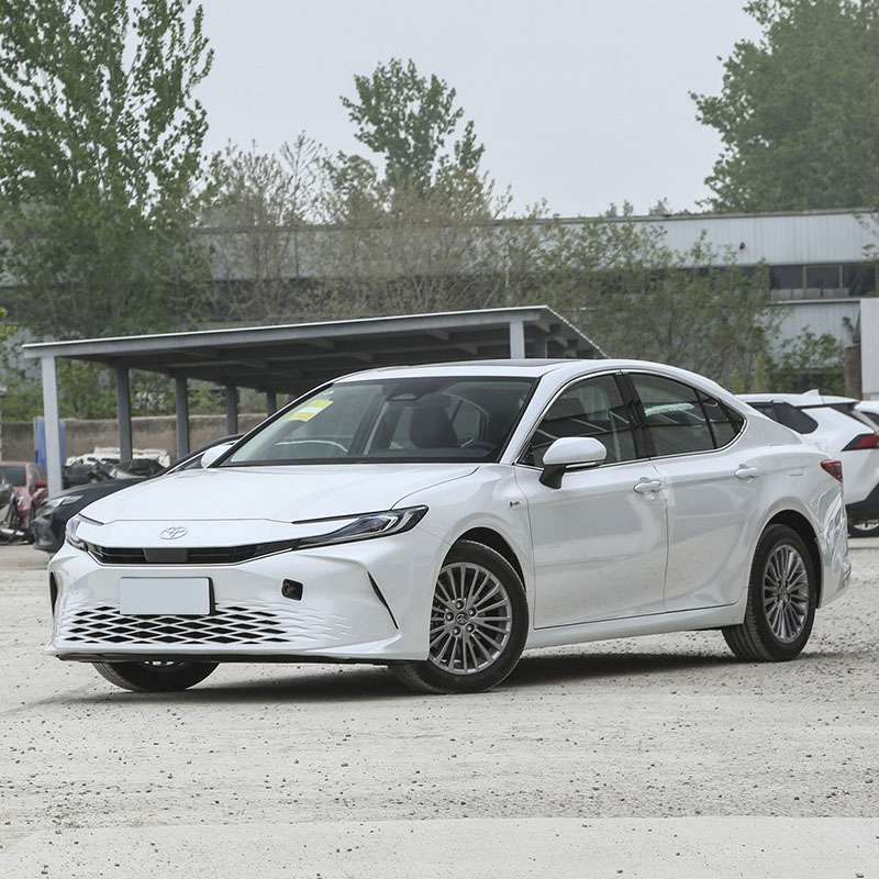 Toyota Camry 하이브리드 전기 세단